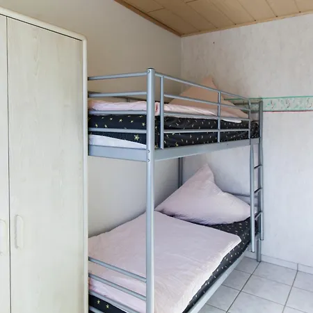 Halenfeld Family Farm Stay, Cleaning Included * Buchet